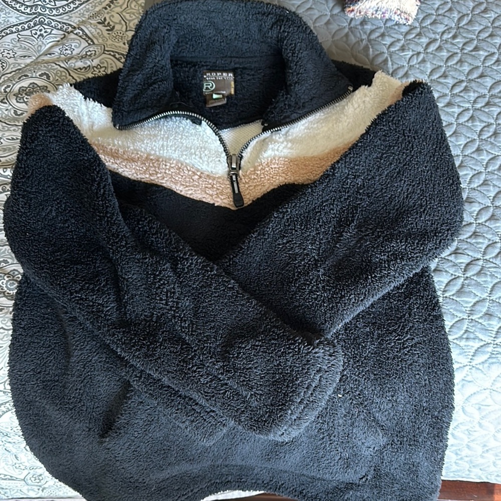 Black and Cream Quarter-Zip Sherpa Pullover